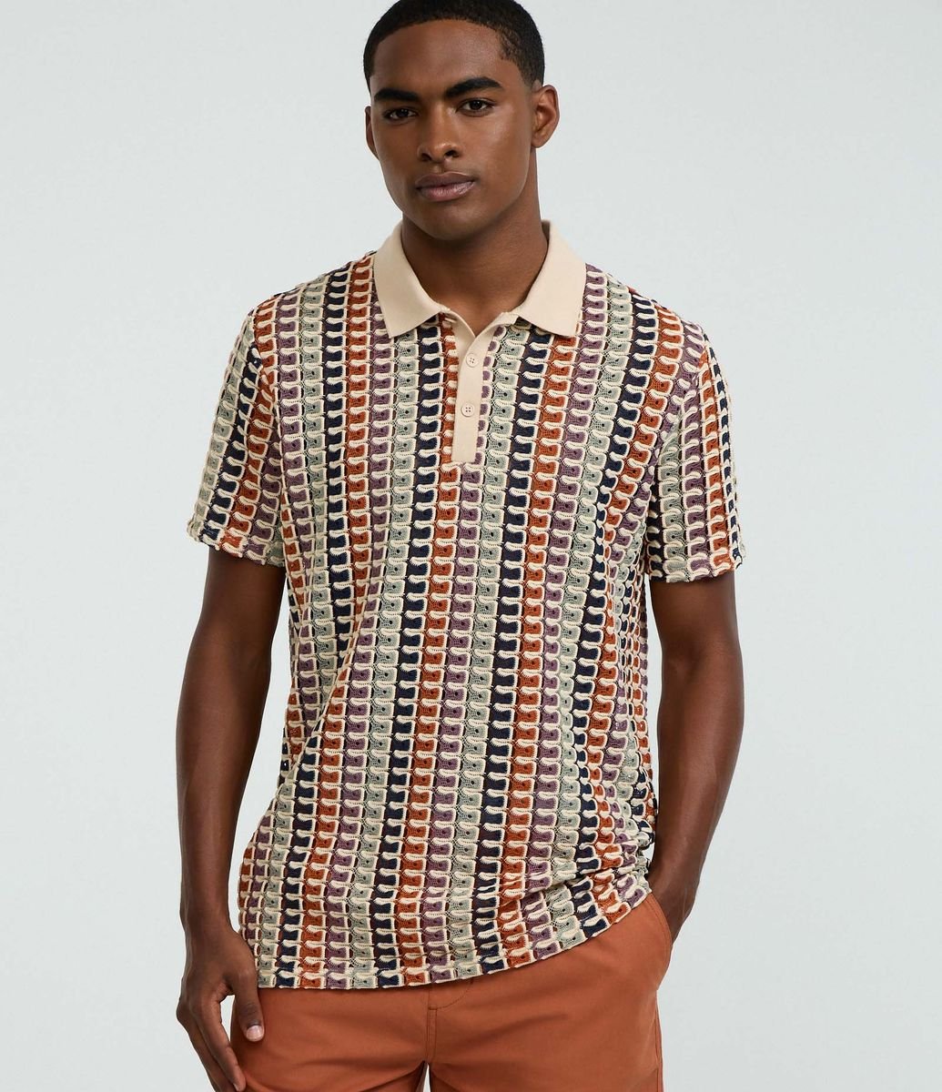 Camisa Polo Comfort em Jacquard com Textura Ondulada Bege