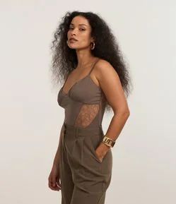 Blusa Cropped Alcinha com Busto Drapeado e Renda