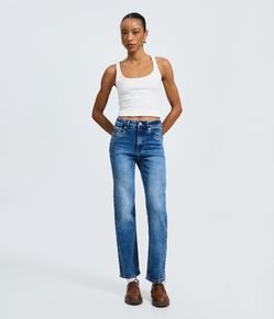 Calça Reta Cintura Alta em Jeans Elastizado