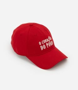 Boné em Sarja com Estampa Bordada O Coração do Povo
