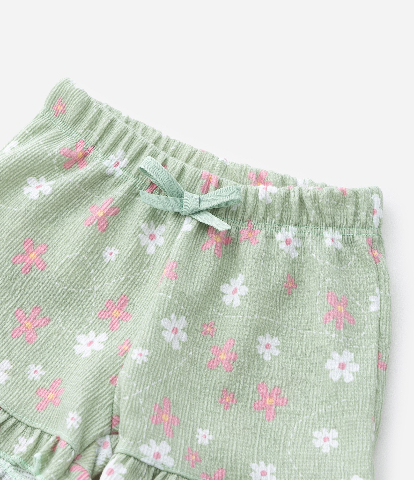 Bermuda Infantil Texturizada com Estampa Floral - Tam 0 a 18 meses Verde 6