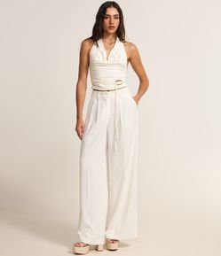 Calça Pantalona Alfaiatada com Pregas Frontais