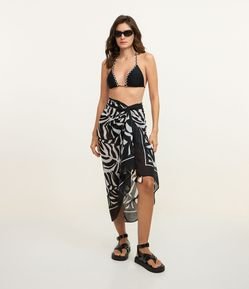 Canga Retangular em Chiffon com Estampa de Folhagem Bicolor e Saquinho