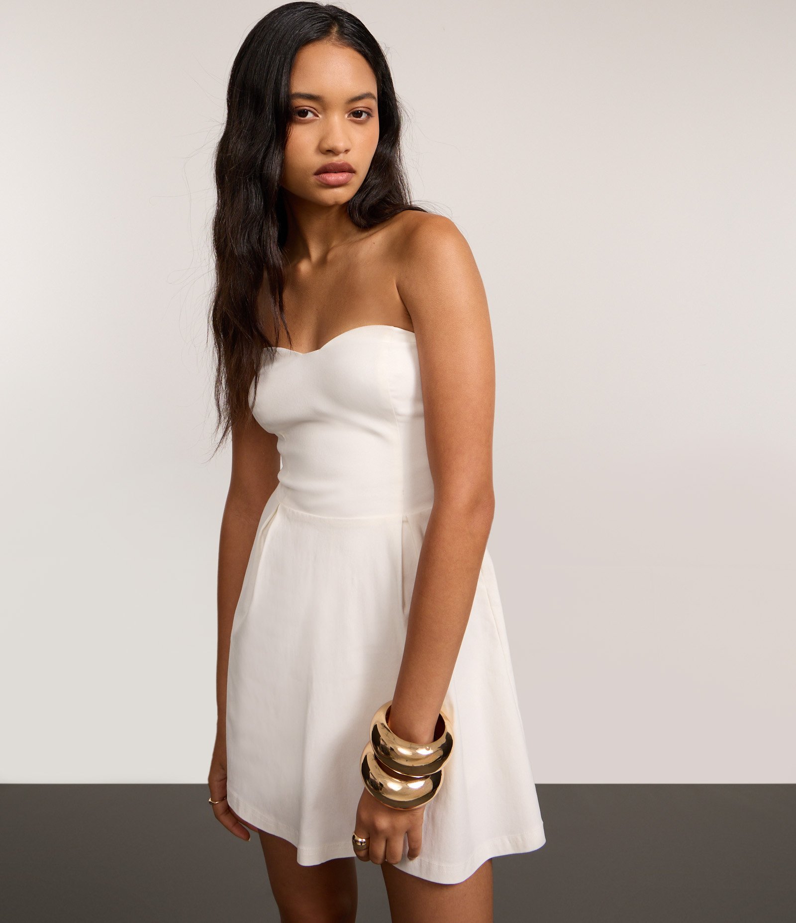 Macaquinho em Bengaline sem Alças e com Pregas Branco 5