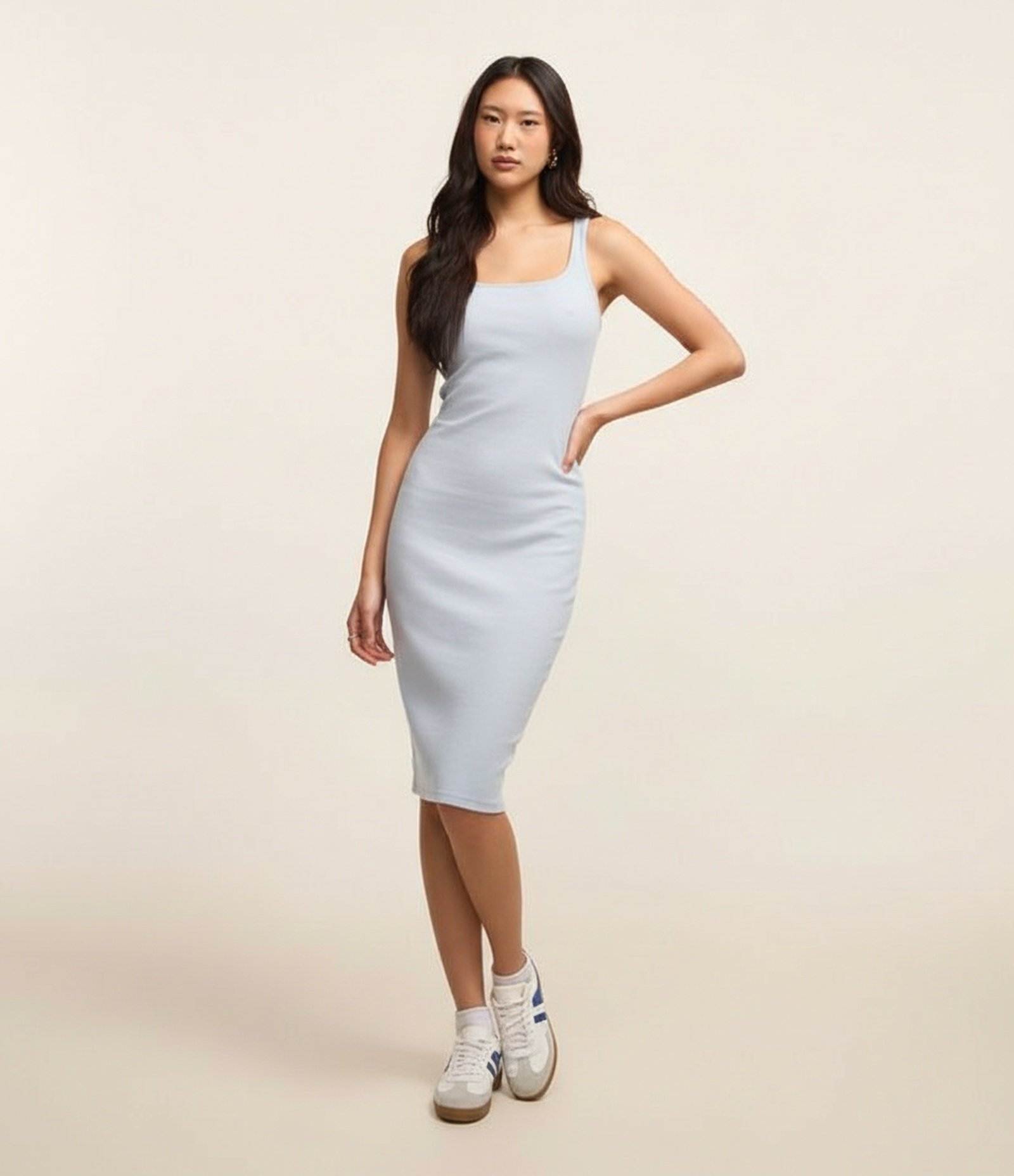 Vestido Midi Básico com Decote Quadrado Azul 5