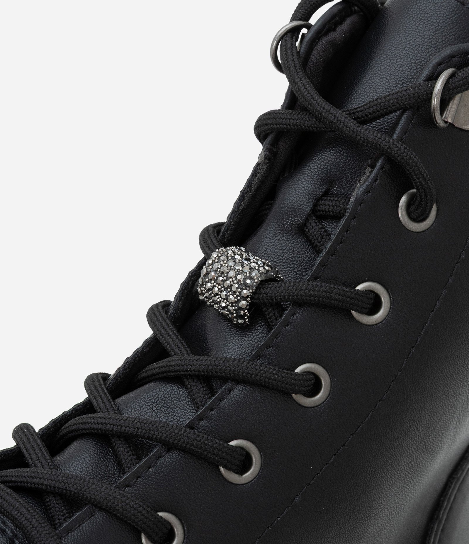 Bota Coturno com Cadarço e Detalhe Brilhante Preto 4