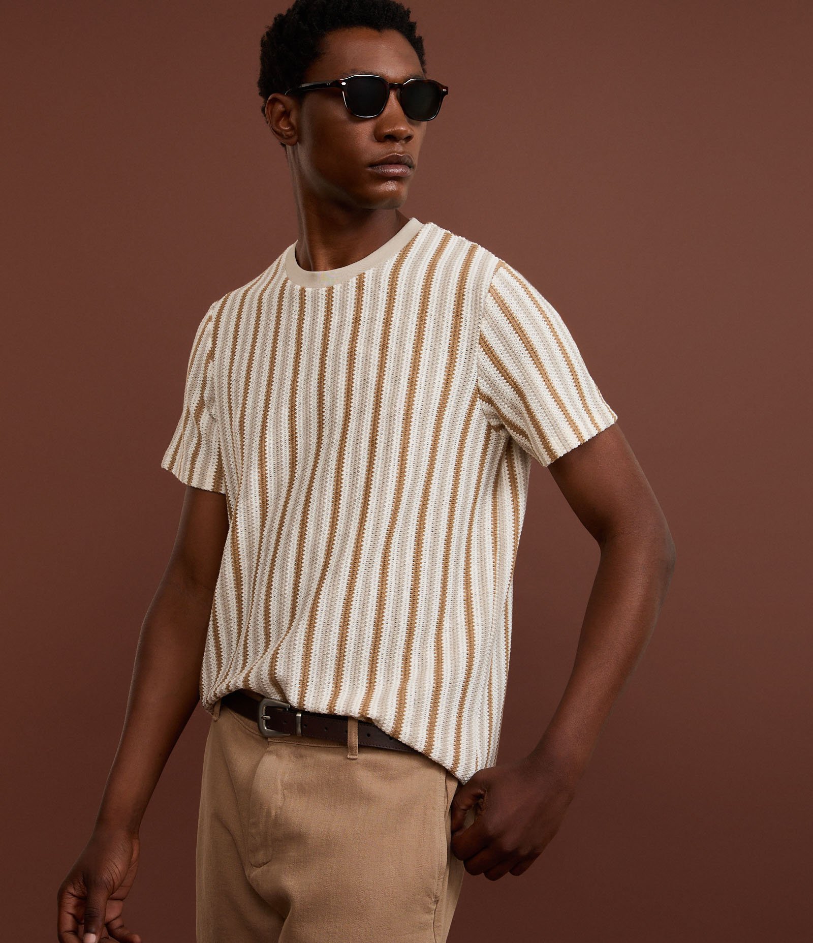 Camiseta em Tricô com Estampa de Listras e Texturizada Bege 7
