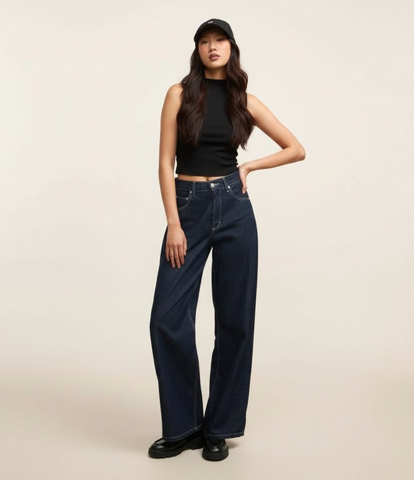 Blusa em Ribana com Golinha Alta Preto 1