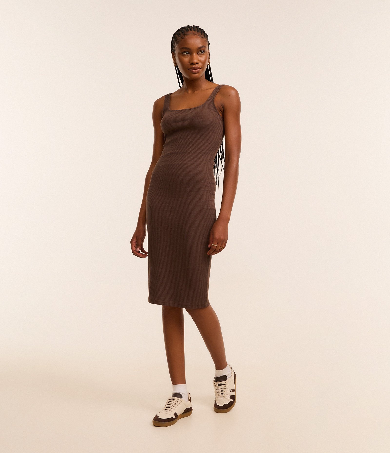 Vestido Midi Básico com Decote Quadrado Marrom 1