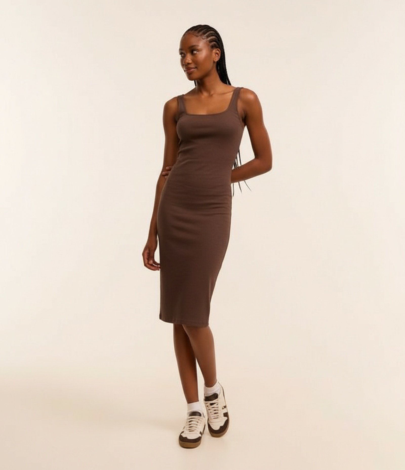 Vestido Midi Básico com Decote Quadrado Marrom 4