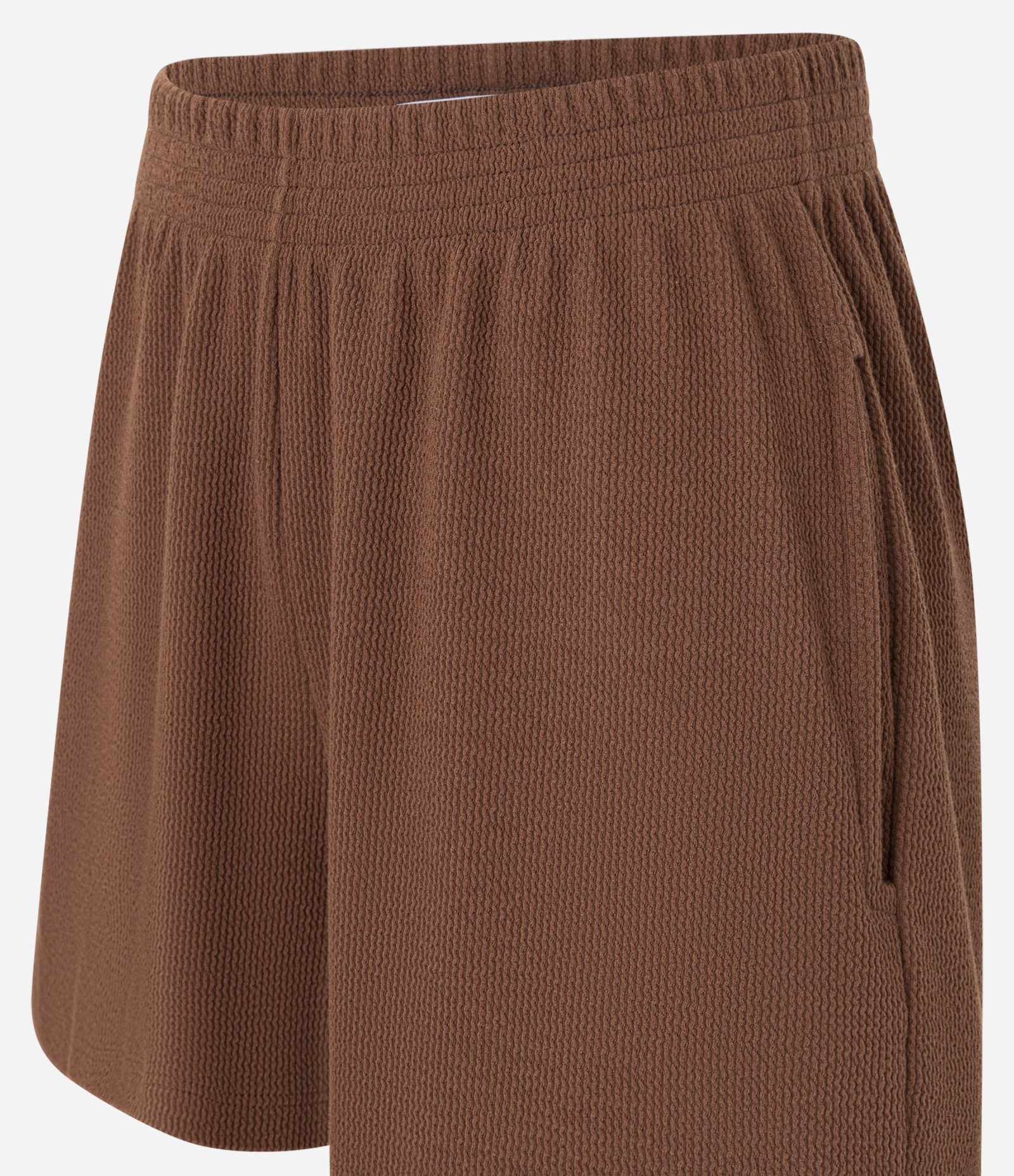 Short em Ribana com Bolsos Laterais Marrom 6