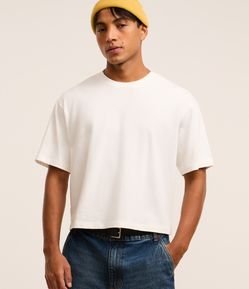Camiseta Cropped em Malhão