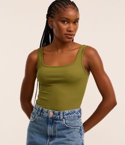 Body Básico em Ribana com Decote Quadrado