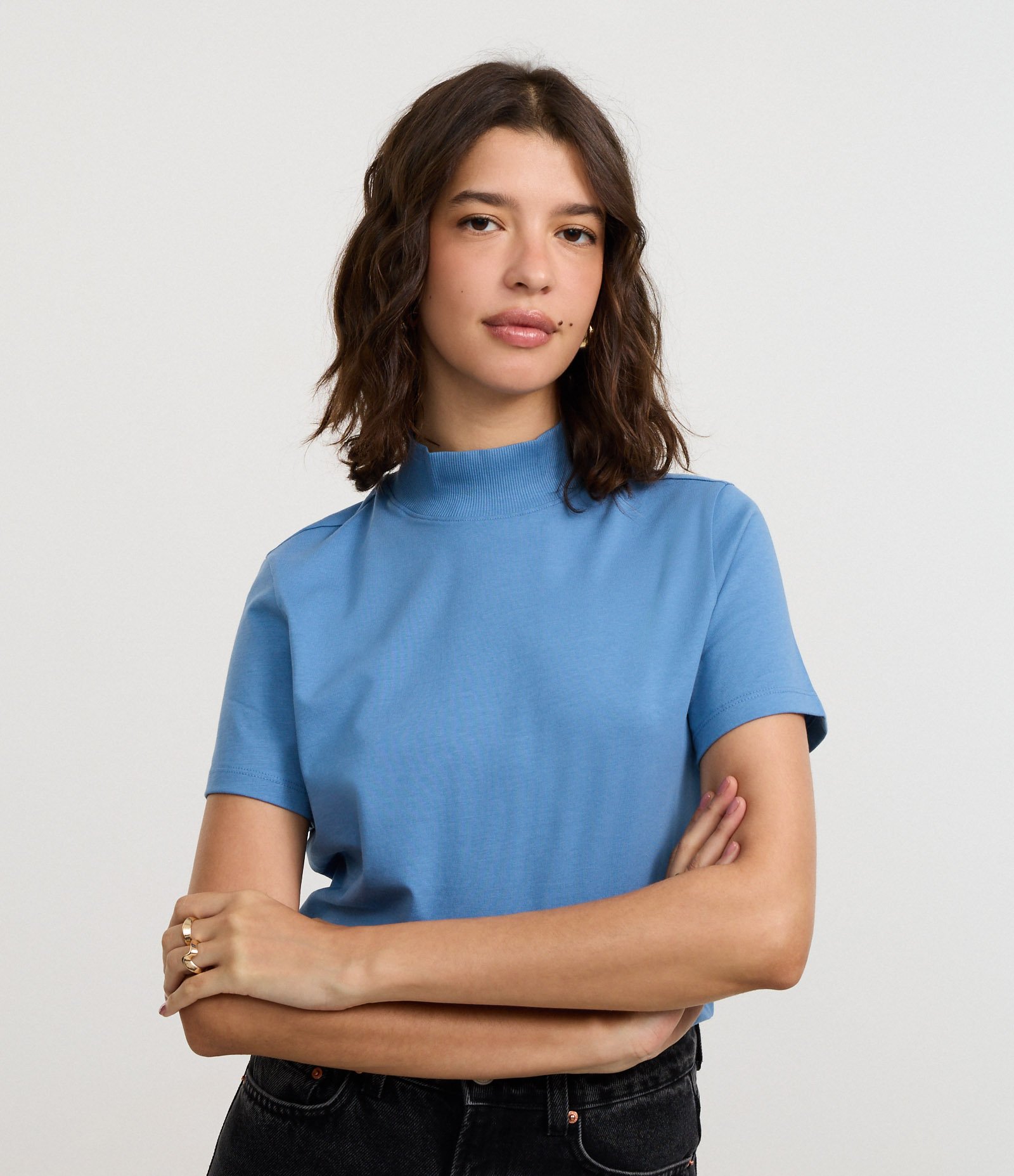 Blusa T-Shirt Cropped em Algodão Peruano com Gola Altinha Azul 5