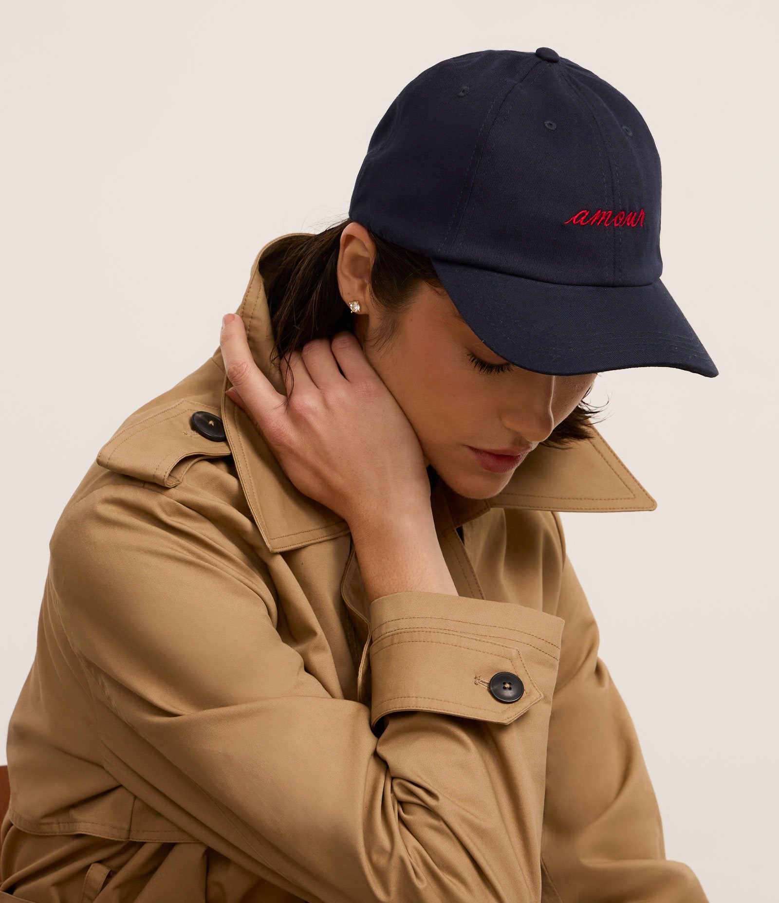 Boné Aba Curva em Sarja com Bordado Amour Azul Marinho 2