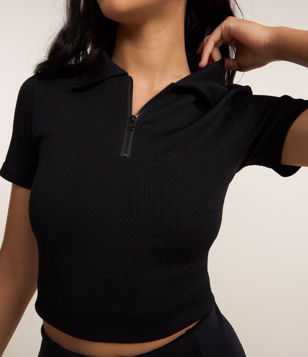 Blusa Polo com Zíper em Seamless Texturizada Preto