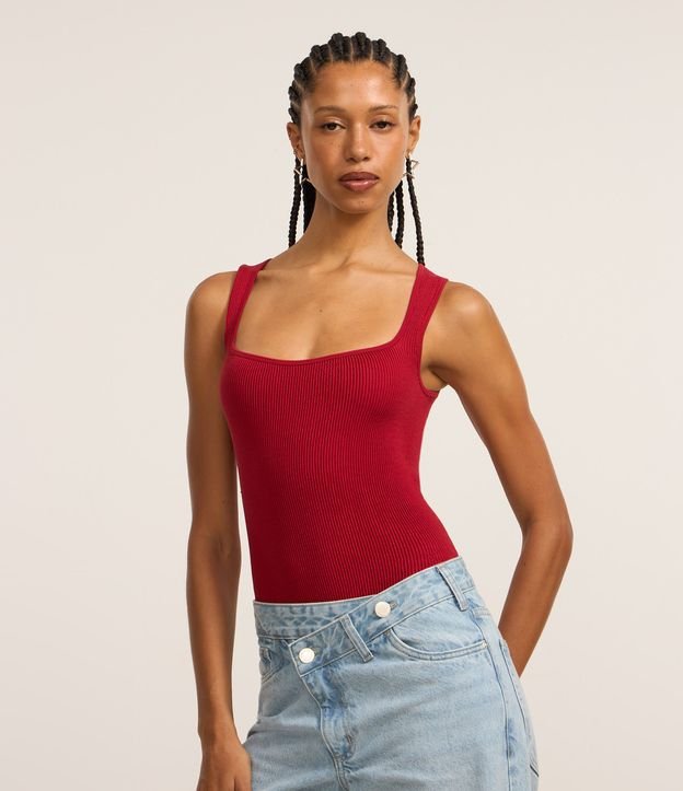 Cor: Vermelho | Tamanho: M