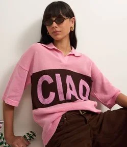 Camiseta Over em Tricô com Gola Polo e Lettering Ciao