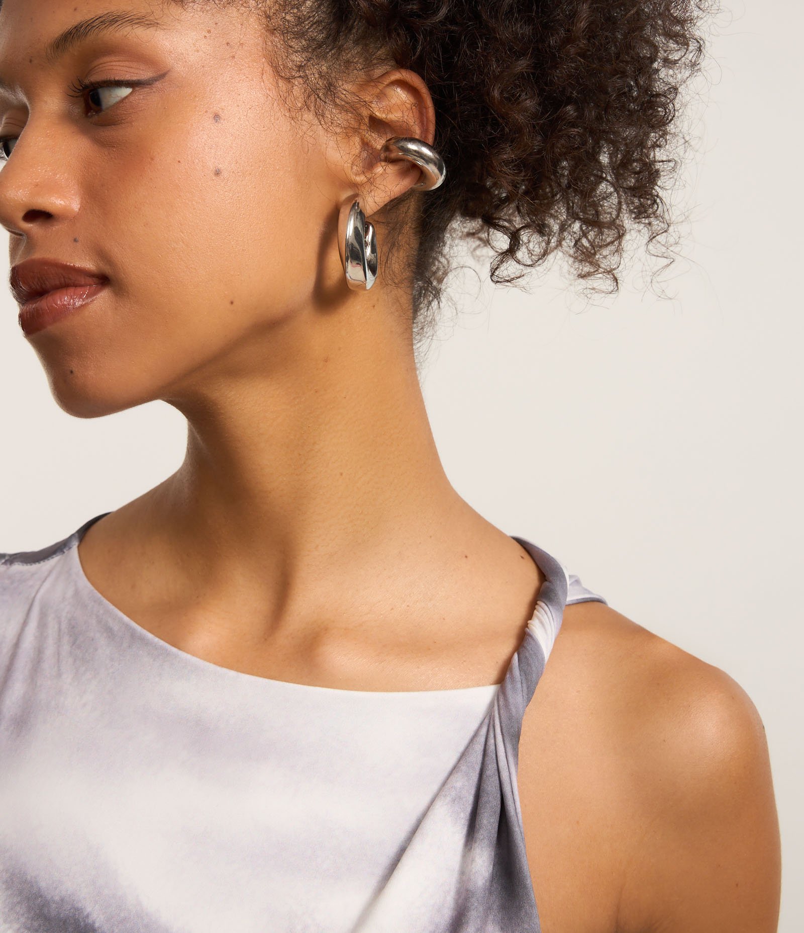 Vestido New Midi em Microfibra com Estampa Abstrata Cinza 4