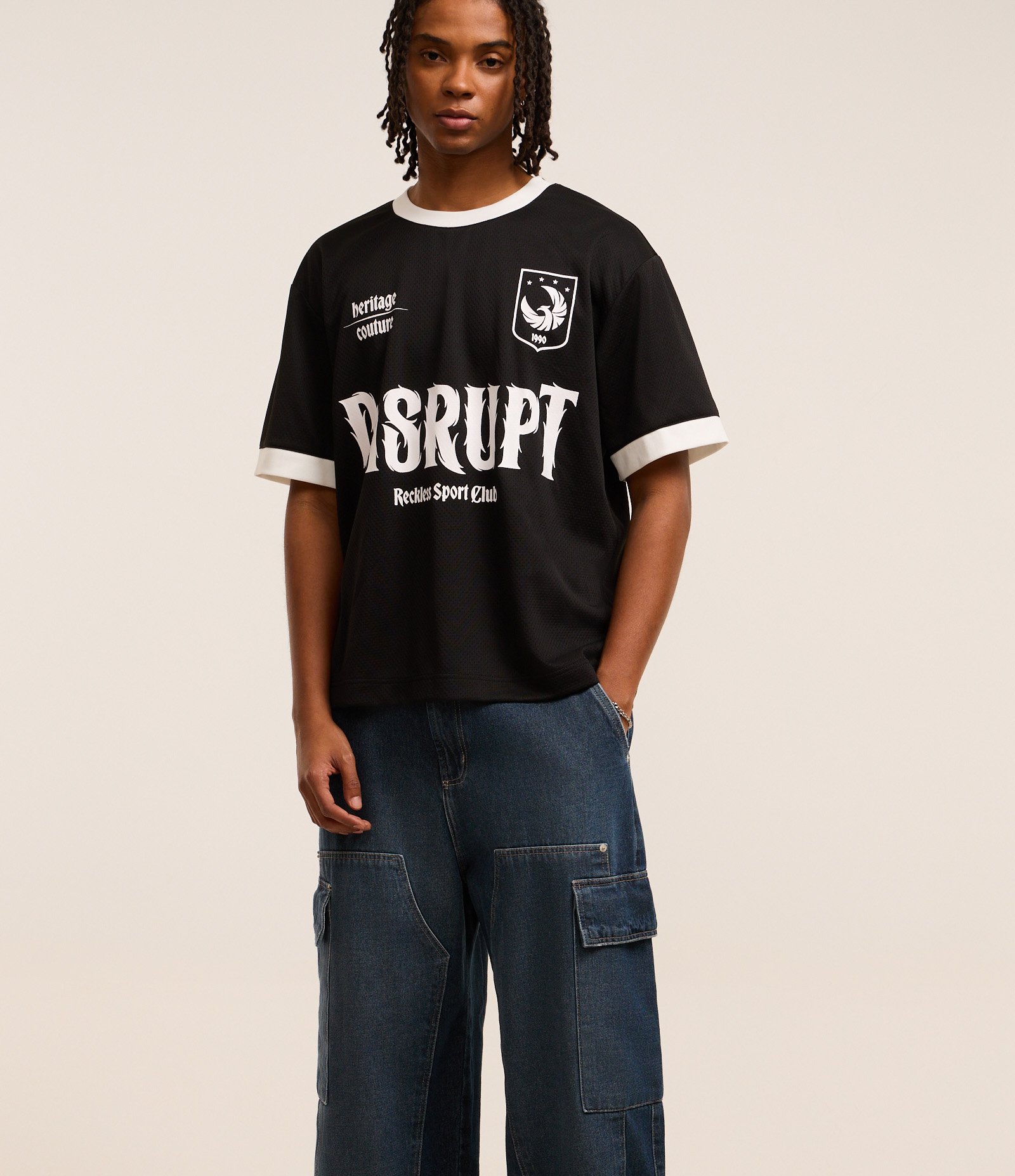 Calça Skater em Jeans com Bolso Cargo e Recortes Azul 4