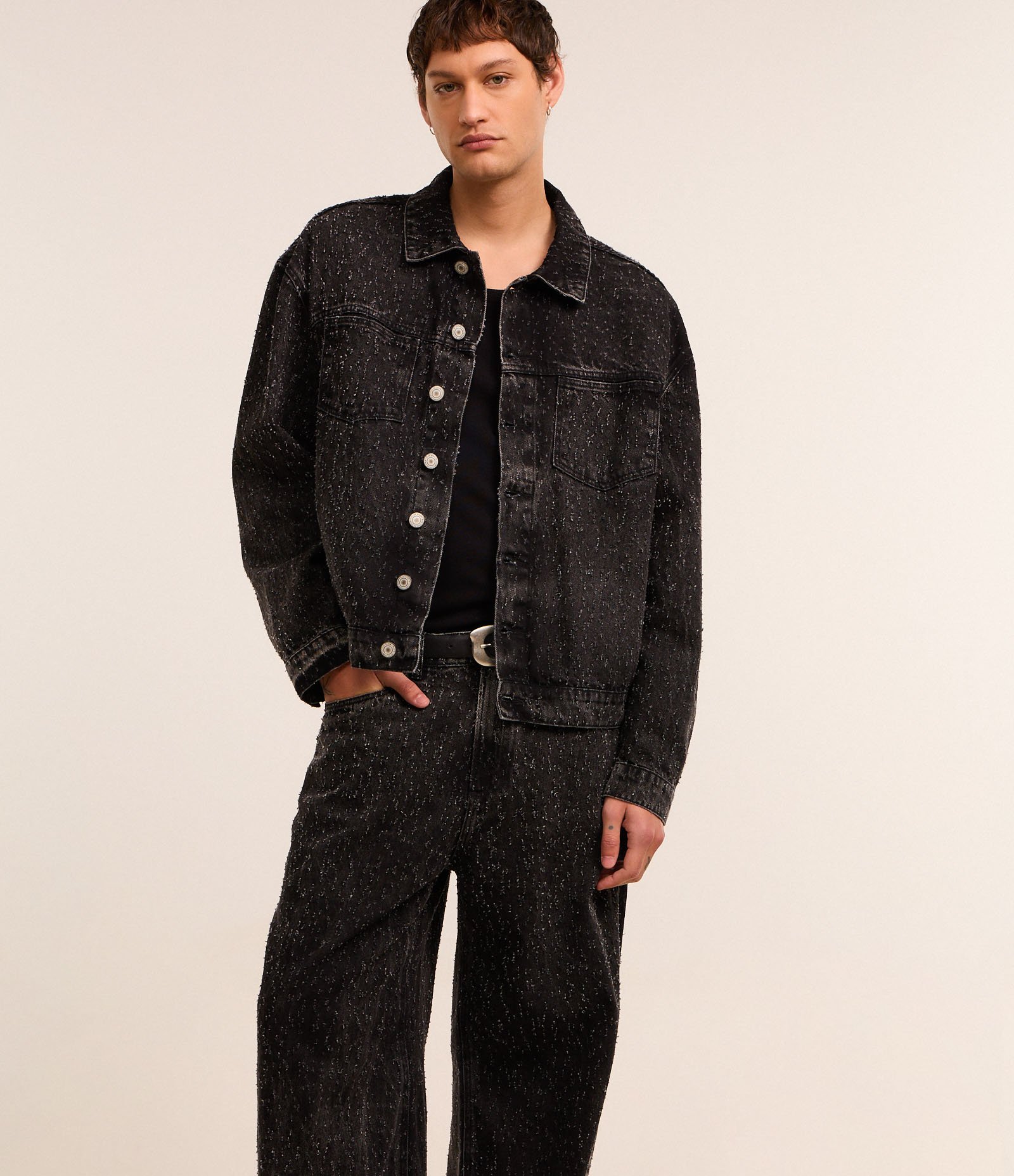 Calça Super Baggy em Jeans com Puídos Preto 3