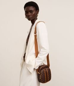 Bolsa Pequena Posta Celular com Alça Larga e Estampa Triângulos