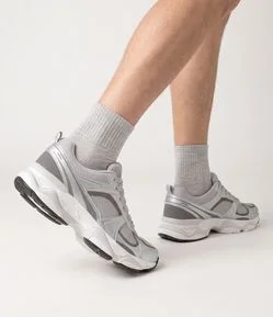 Tênis Running com Recortes e Texturizado