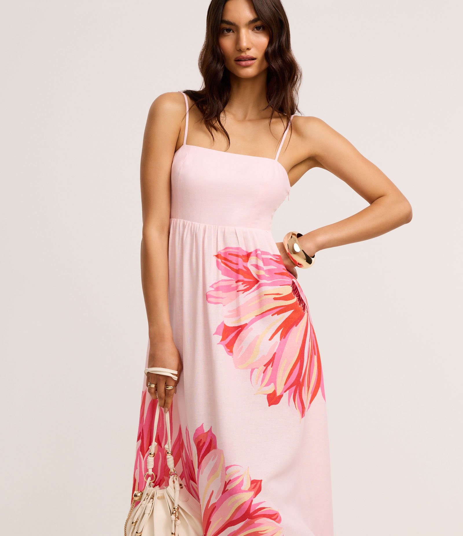 Vestido Evasê Midi em Viscolinho com Estampa Floral Iogurte 2