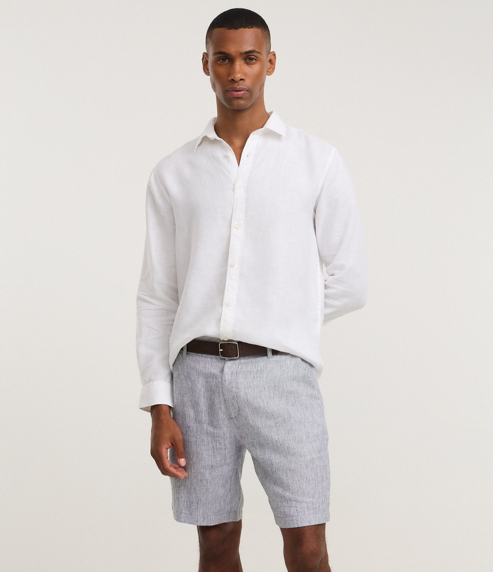 Bermuda Slim Texturizada em Linho com Algodão Cinza Médio 5