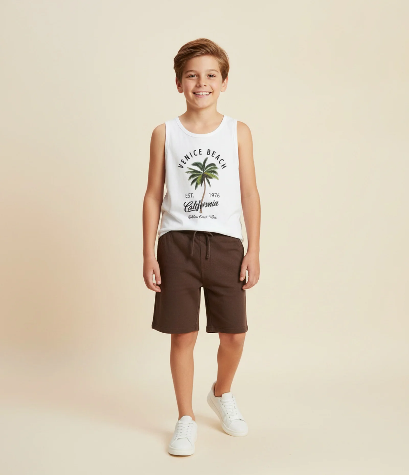 Bermuda Infantil em Sarja - Tam 5 a 14 Anos Marrom 1