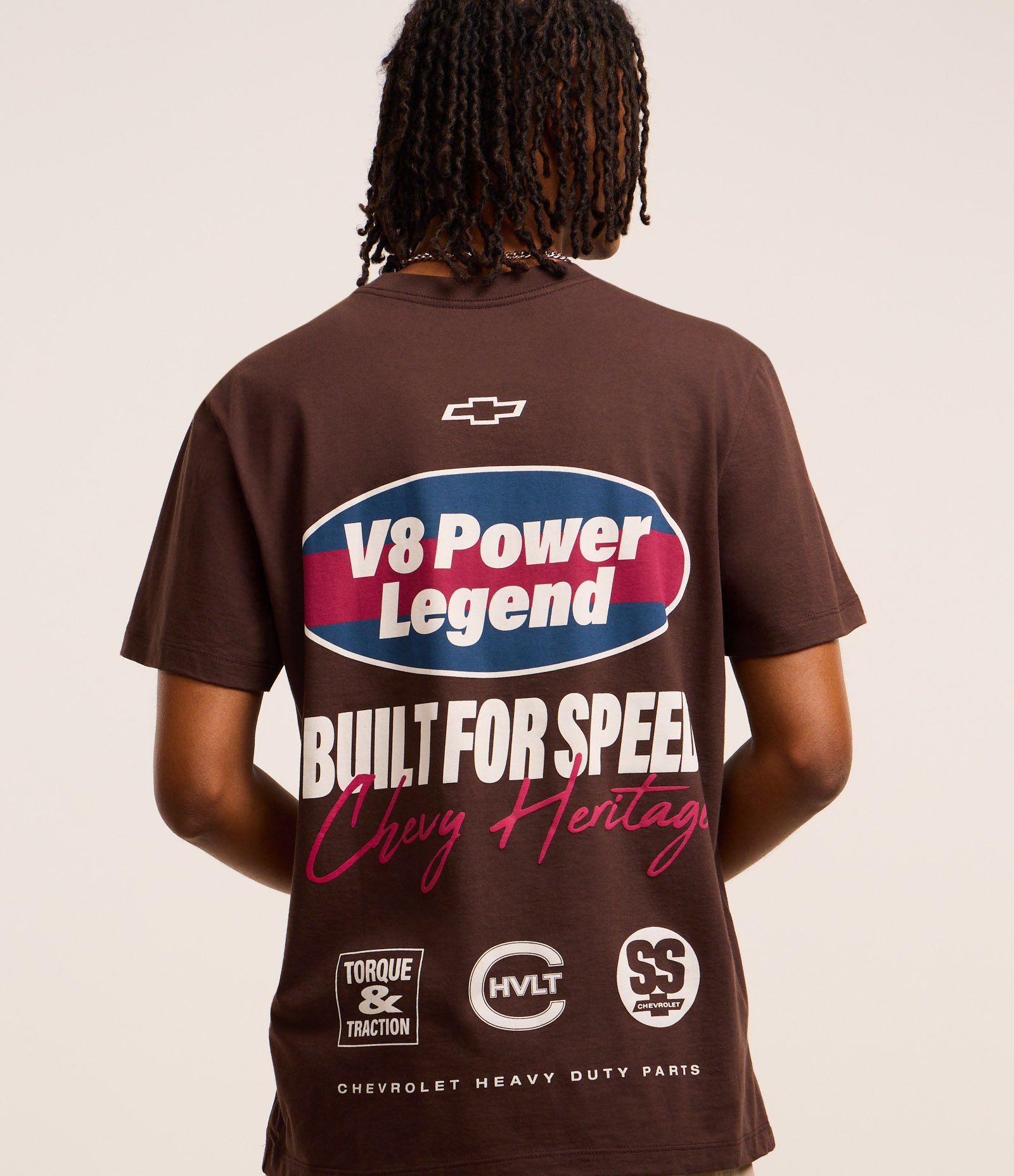 Camiseta Comfort em Algodão com Estampa Lettering Chevrolet Marrom 3