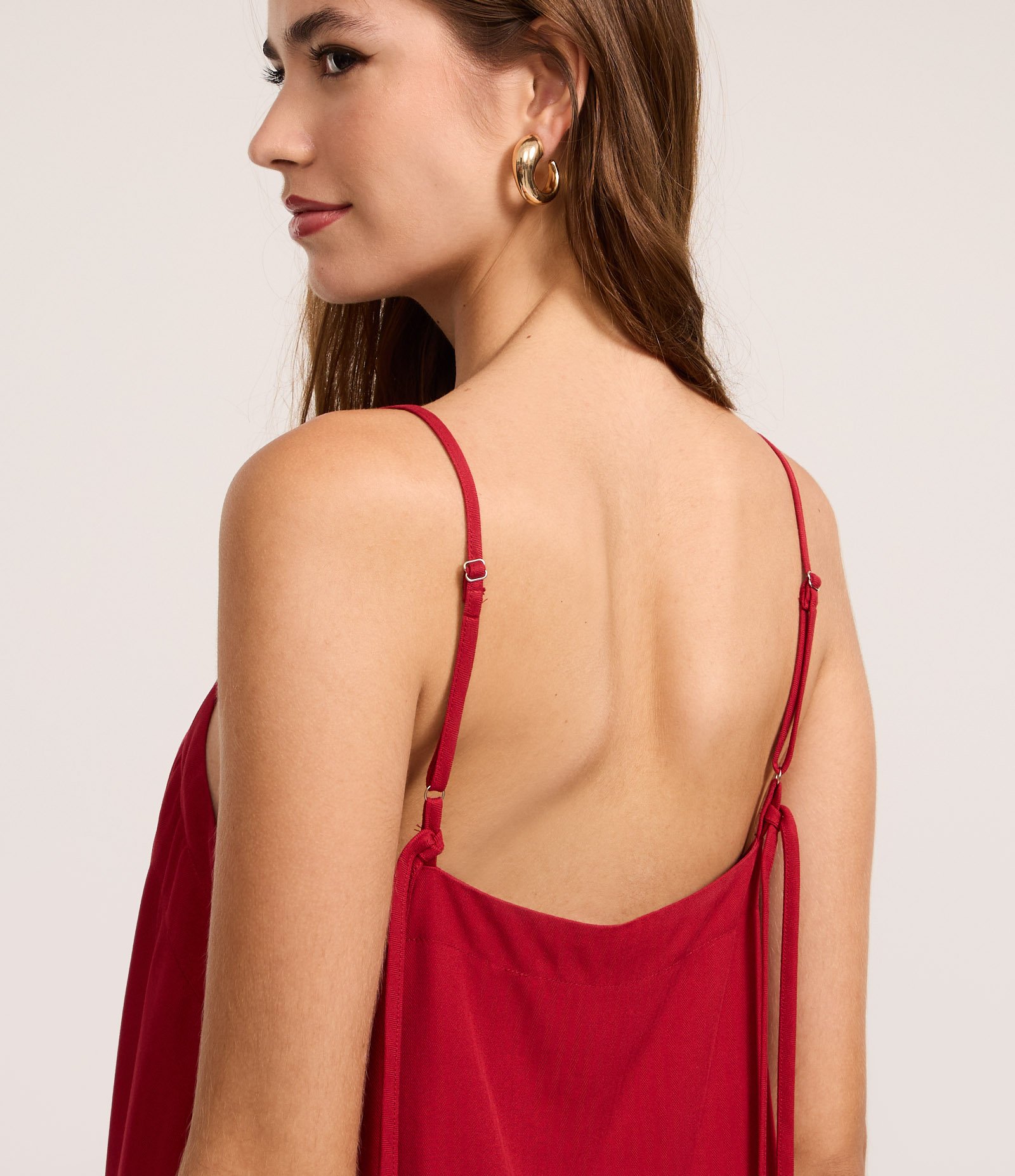 Vestido Curto em Viscose com Amarração nas Alças Vermelho 3