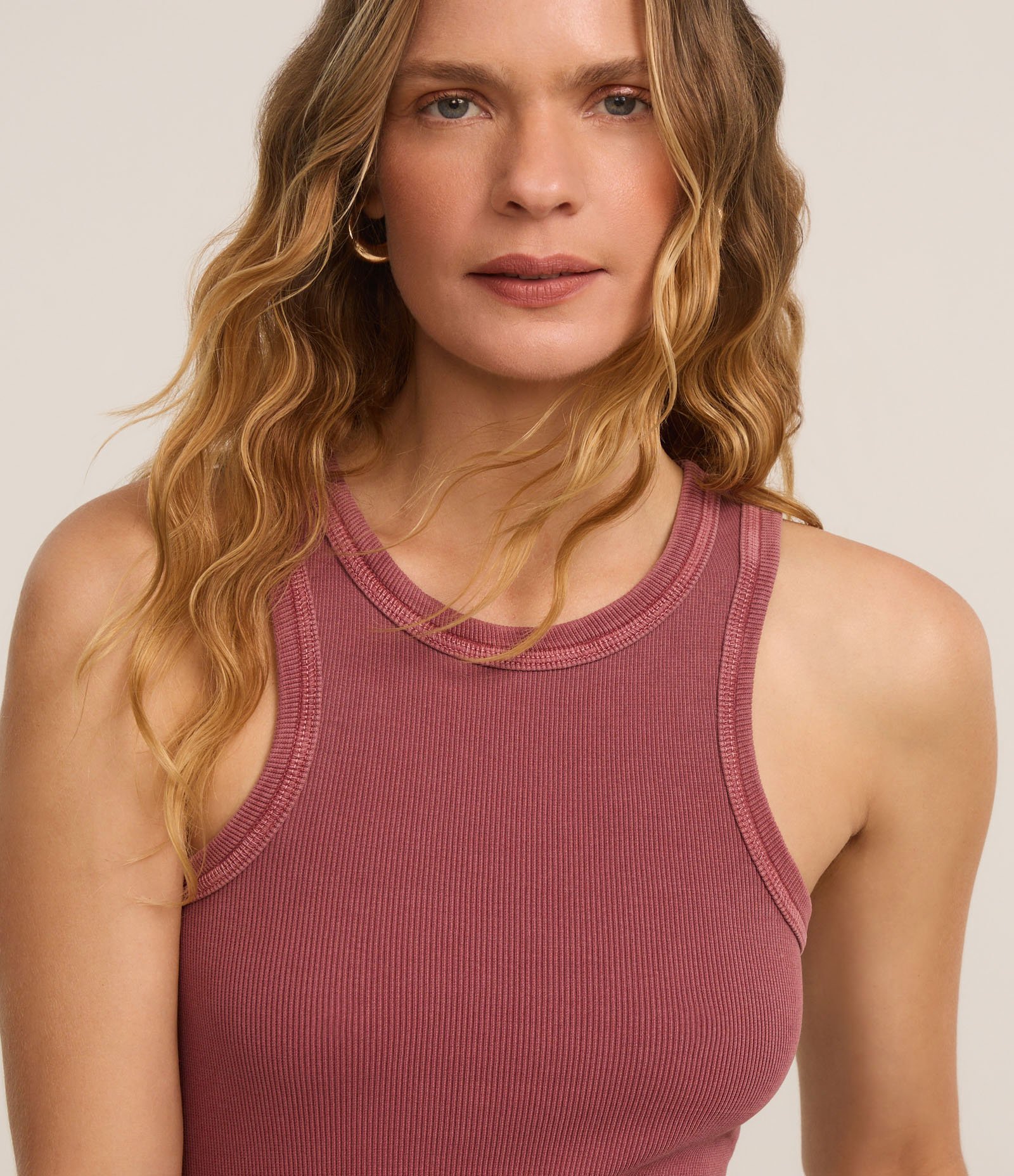 Blusa Regata Estonada em Ribana com Textura Canelada Rosa Terroso 3