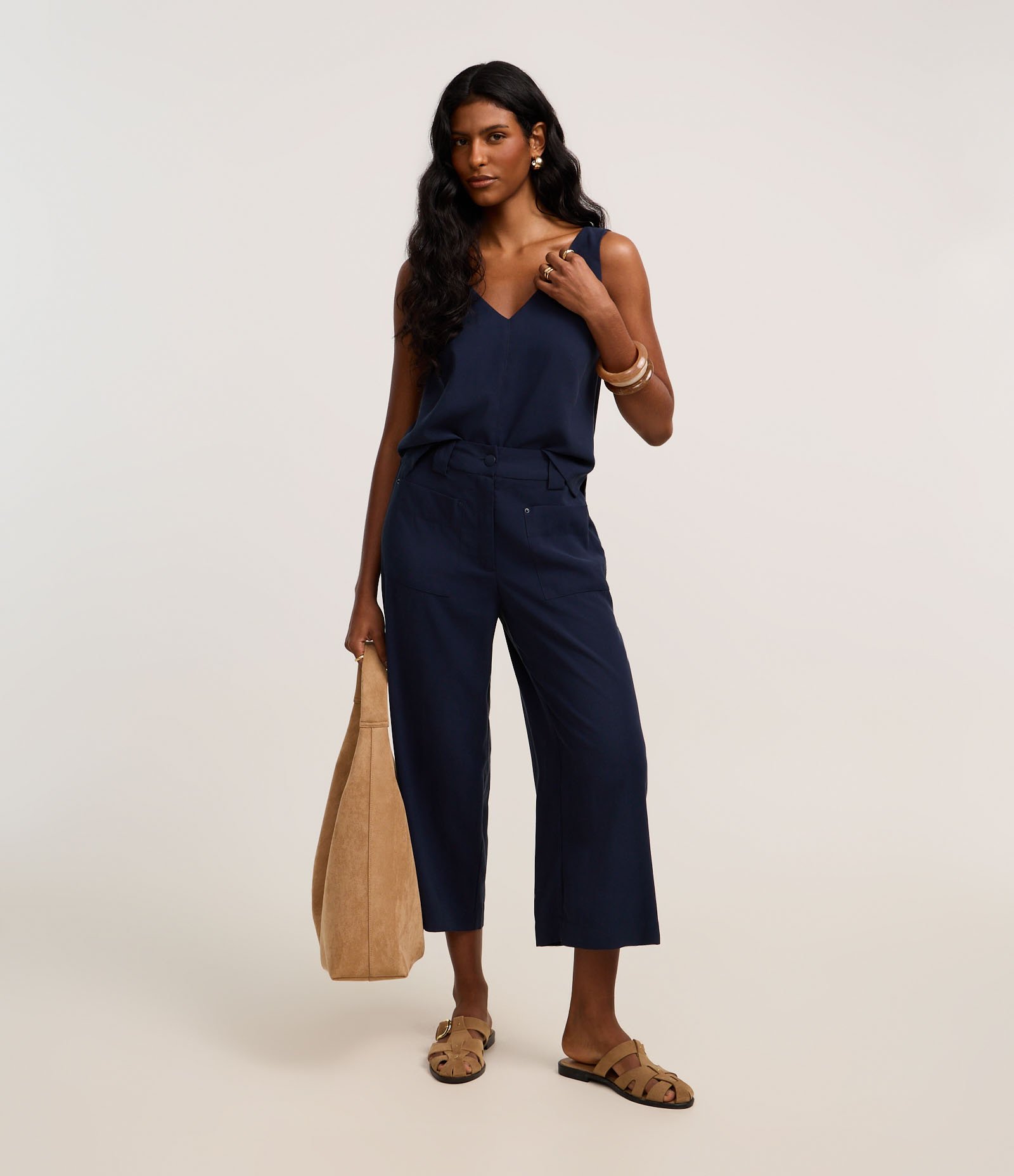 Blusa em Viscose com Decote V e Efeito Sarjado Azul 2