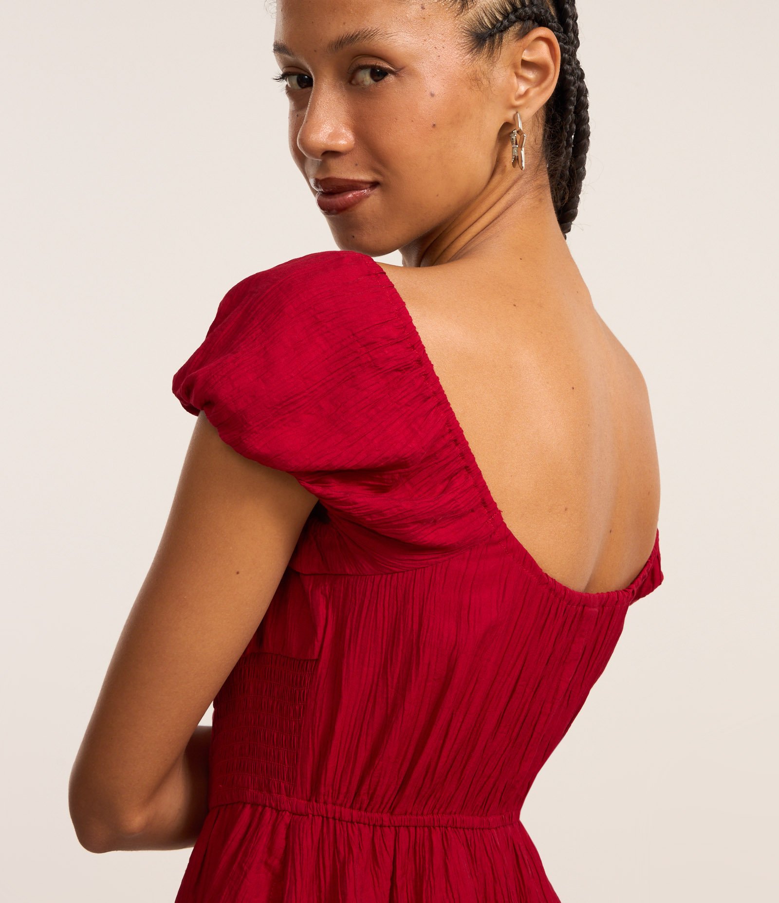 Vestido Godê Texturizado com Manga Princesa e Lastex Vermelho 3