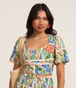 Blusa Cropped em Chalis com Estampa Floral