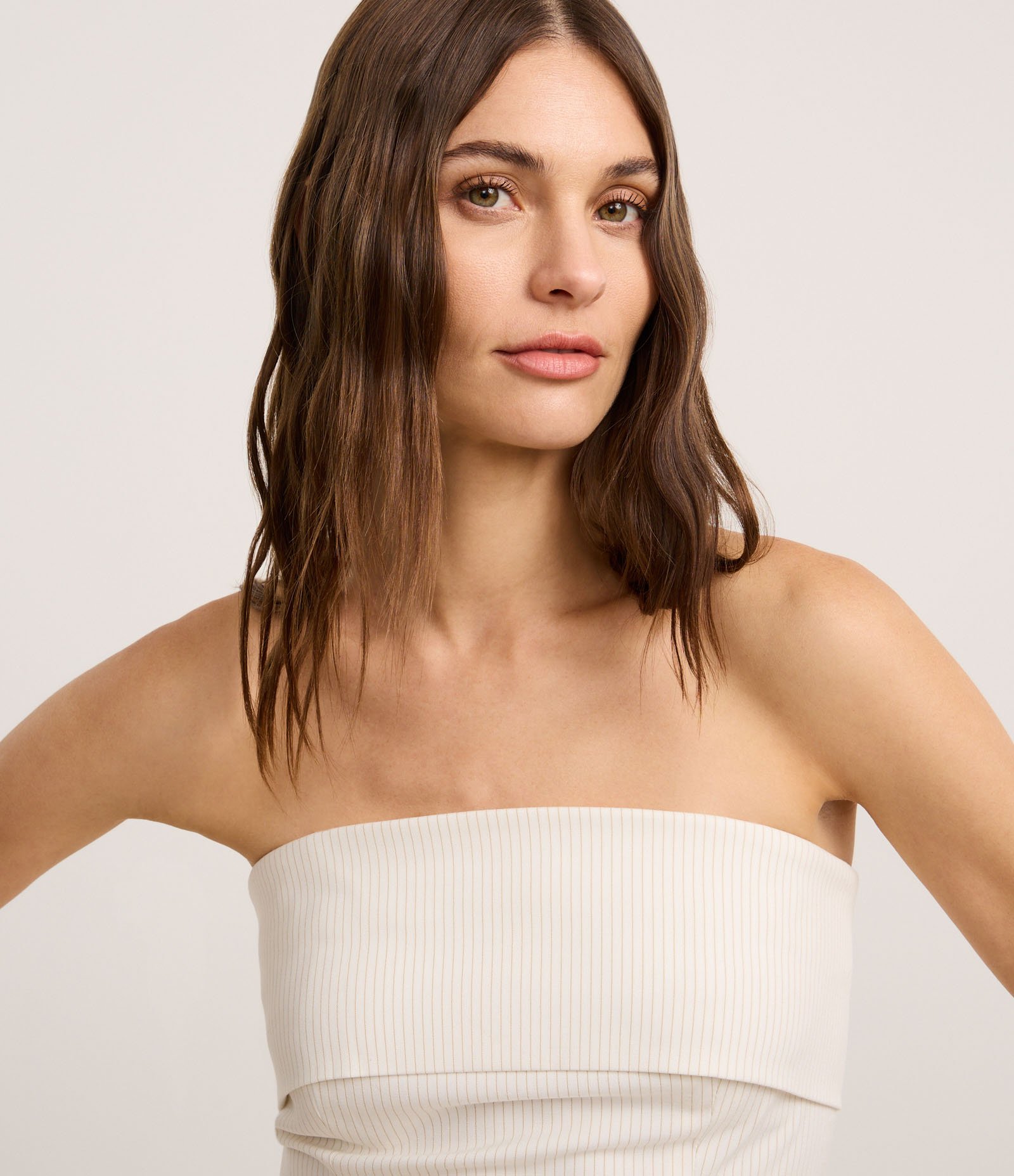 Blusa Alfaiatada com Decote Virado e RIscas de Giz Off White 3