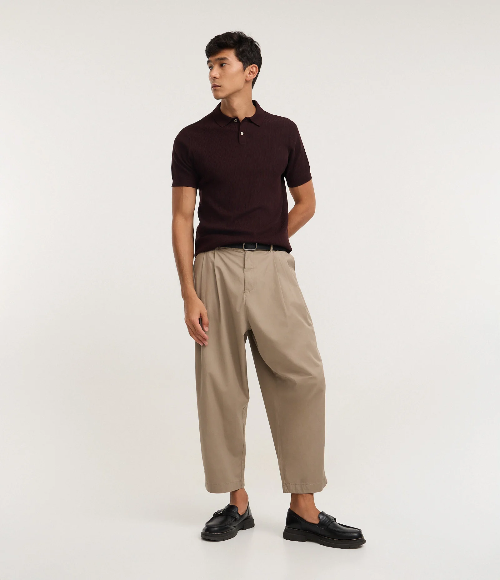 Camisa Polo Manga Curta com Textura Vertical Marrom 2