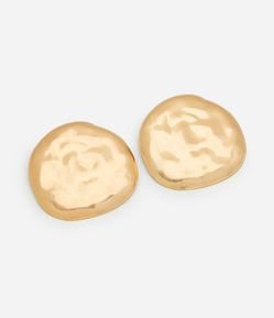 Maxi Brinco em Placa Arredondada com Efeito Escovado Martelado