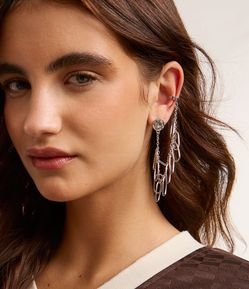 Brinco Ear Cuff Assimétrico com Correntes e Brinco Botão