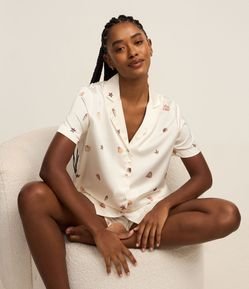 Pijama Short Doll Americano em Cetim com Estampa de Conchinhas