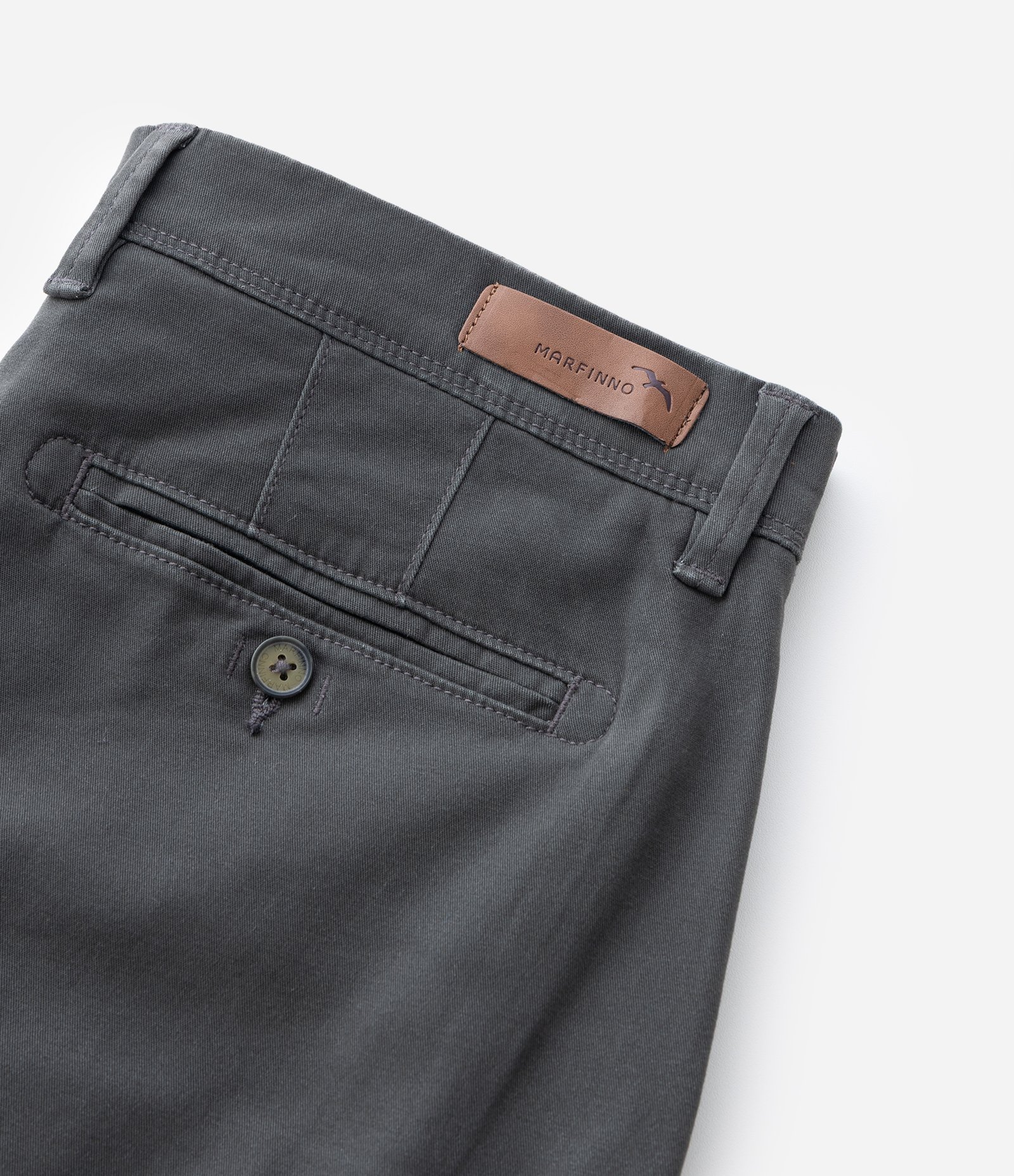 Bermuda Slim em Sarja com Elastano Cinza 5