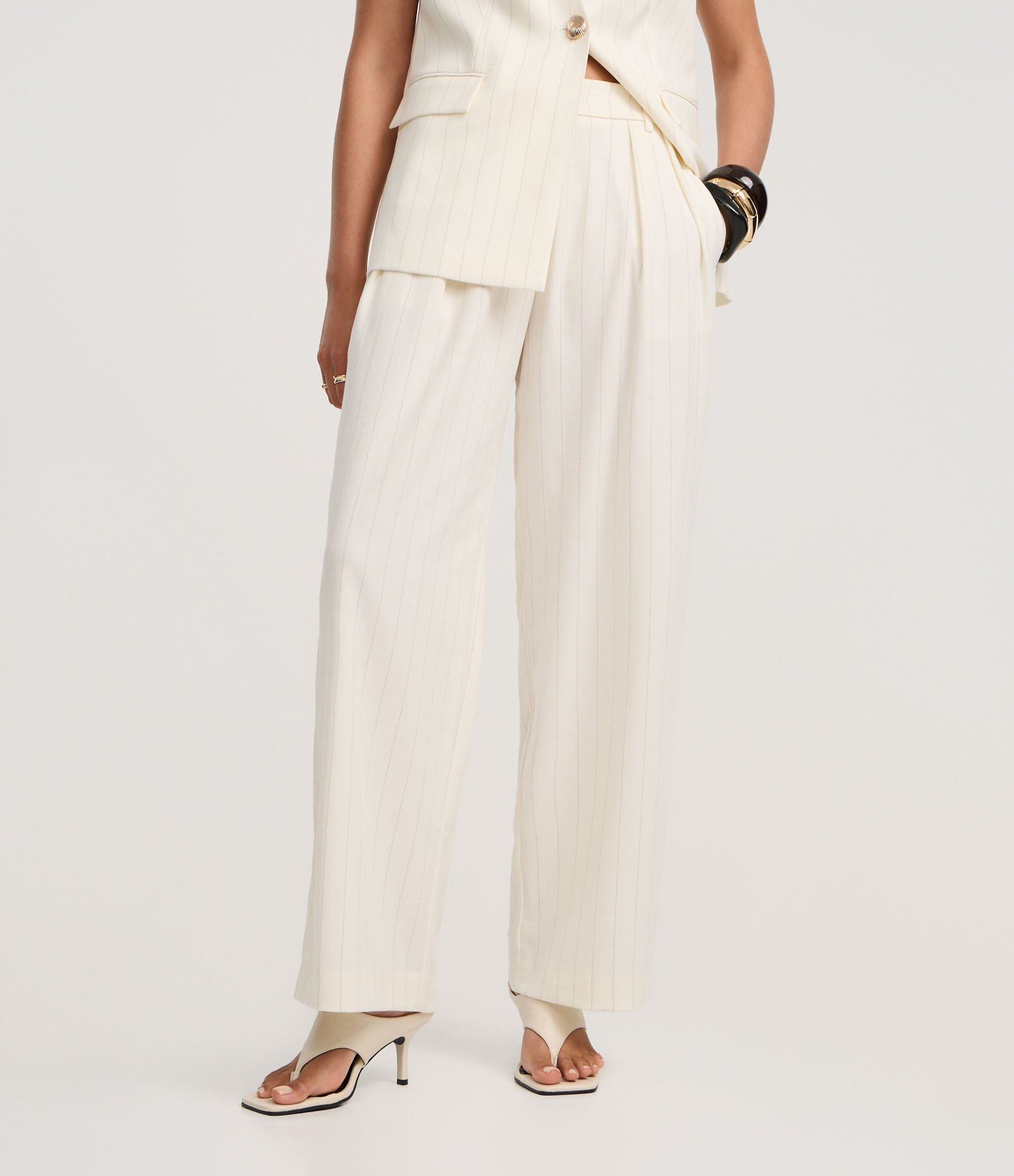 Calça Reta Alfaiatada Cintura Alta em Viscose com Listras Off White 3