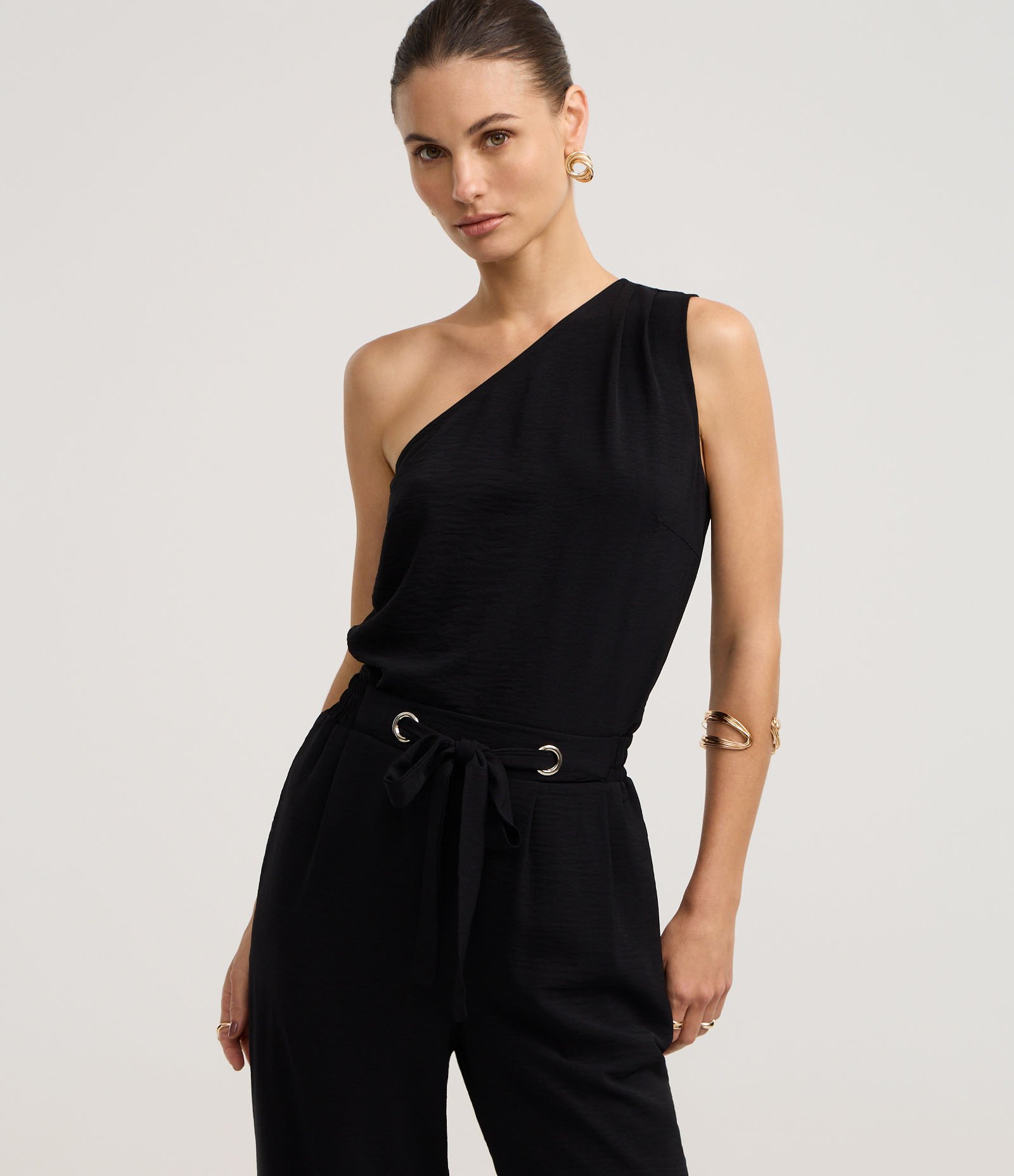 Blusa Ombro Só em Airflow com Franzido no Ombro Preto 1