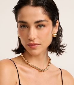 Conjunto de Colar com Esferas e Brinco Botão