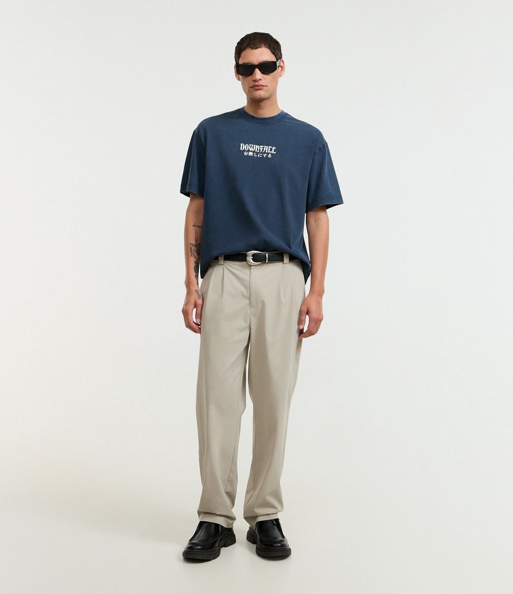 Camiseta Boxy em Malhão com Estampa Oriental e Lettering Dowfall Azul