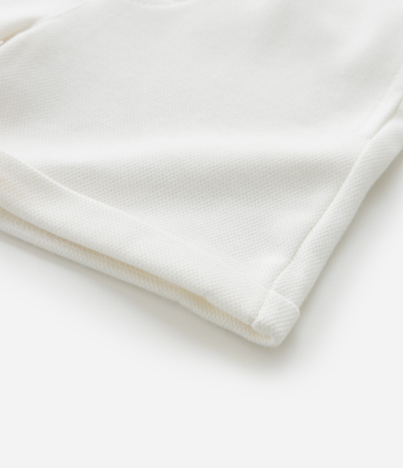 Bermuda Infantil em Piquet com Barra Dobrada - Tam 1 a 4 Anos Branco 6