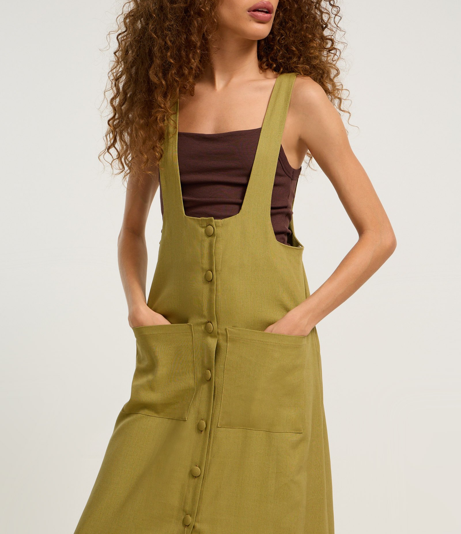 Vestido Midi em Viscolinho com Botões e Bolsos Verde 3