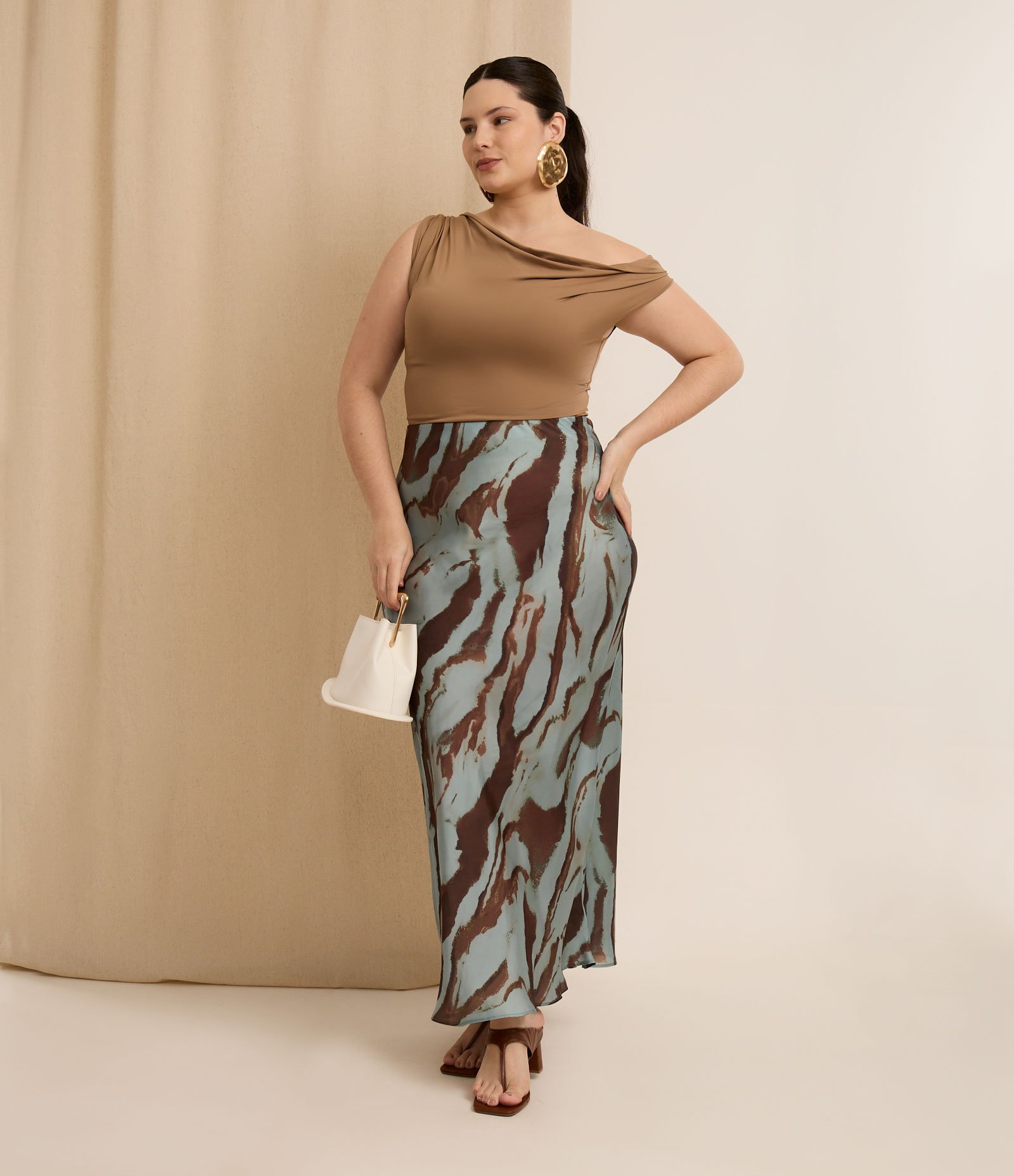 Saia Longa com Estampa de Manchas Curve & Plus Size Verde/Marrom 1