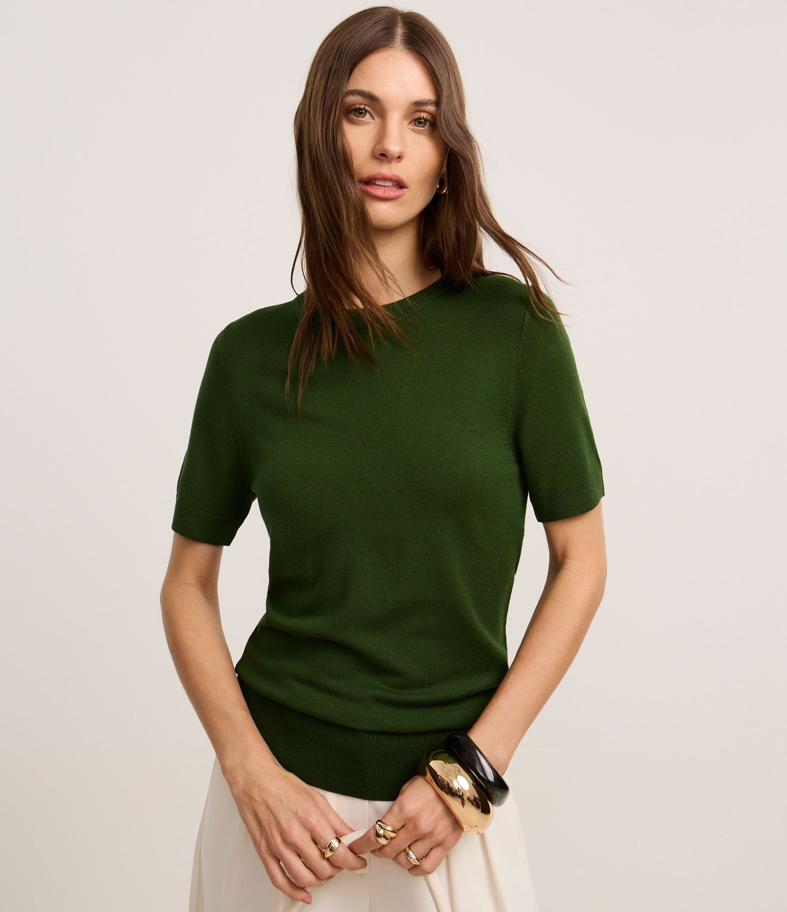 Blusa Básica em Tricô com Barra Canelada Verde 1